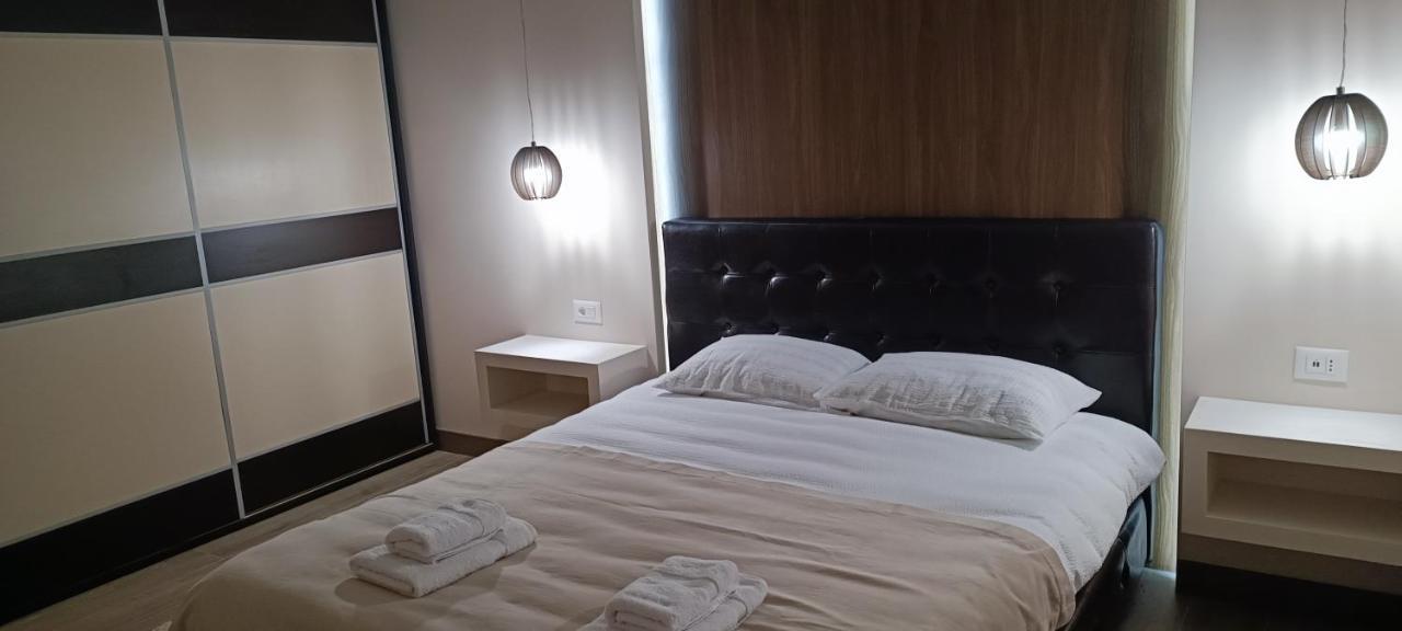 Tajna037 Apartman Kruševac Kültér fotó