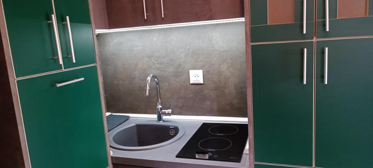 Tajna037 Apartman Kruševac Kültér fotó